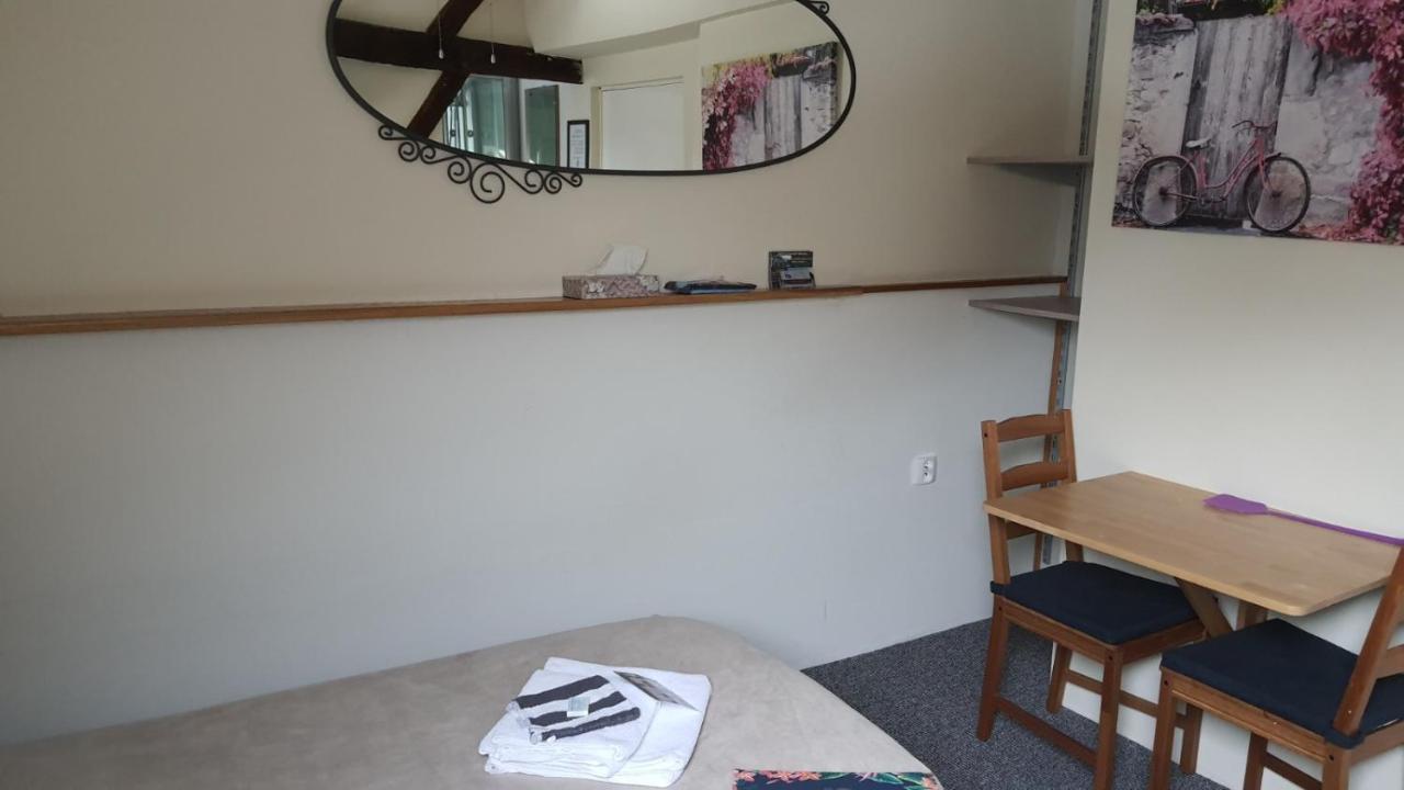 La Fermette Blanche Bed & Breakfast Nadrin Luaran gambar