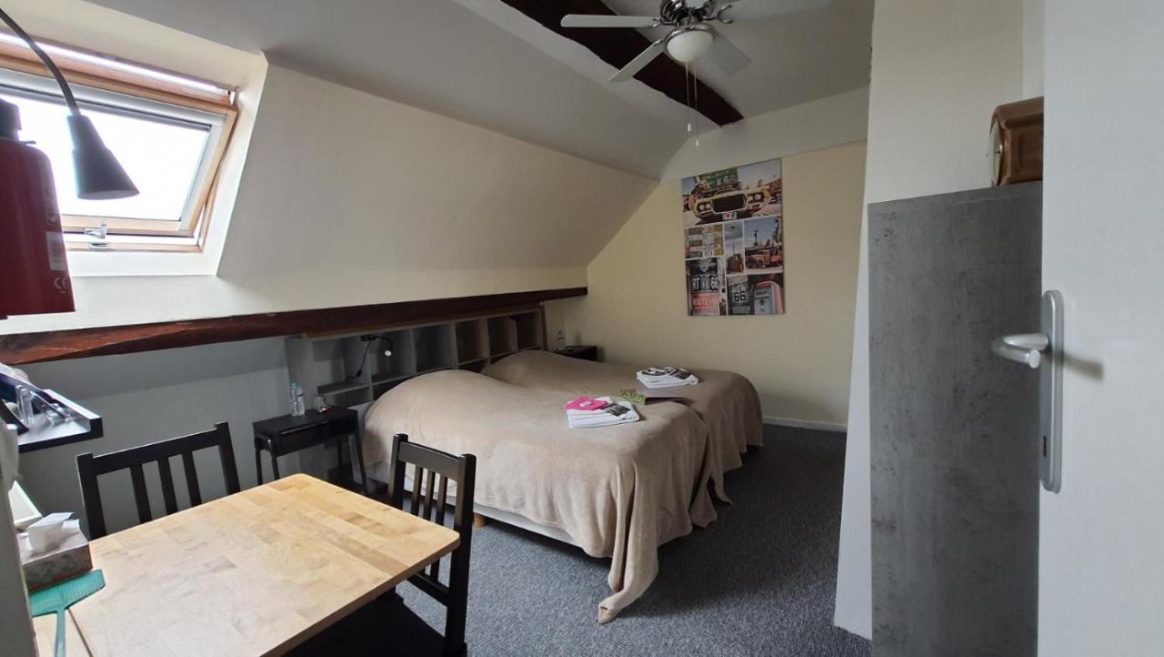 La Fermette Blanche Bed & Breakfast Nadrin Luaran gambar