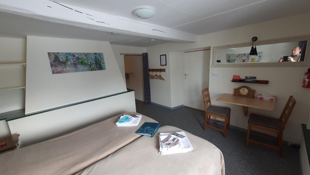 La Fermette Blanche Bed & Breakfast Nadrin Luaran gambar